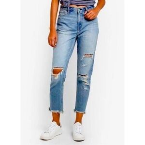 Abercrombie & Fitch Annie Girlfriend Jeans High Rise Distressed studded size 24